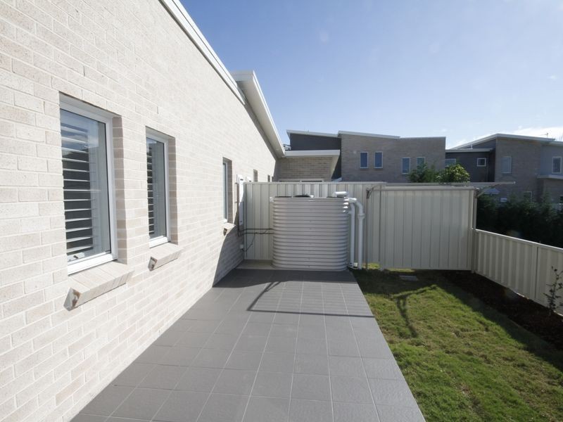 4/247 Warners Bay Road, Mount Hutton NSW 2290