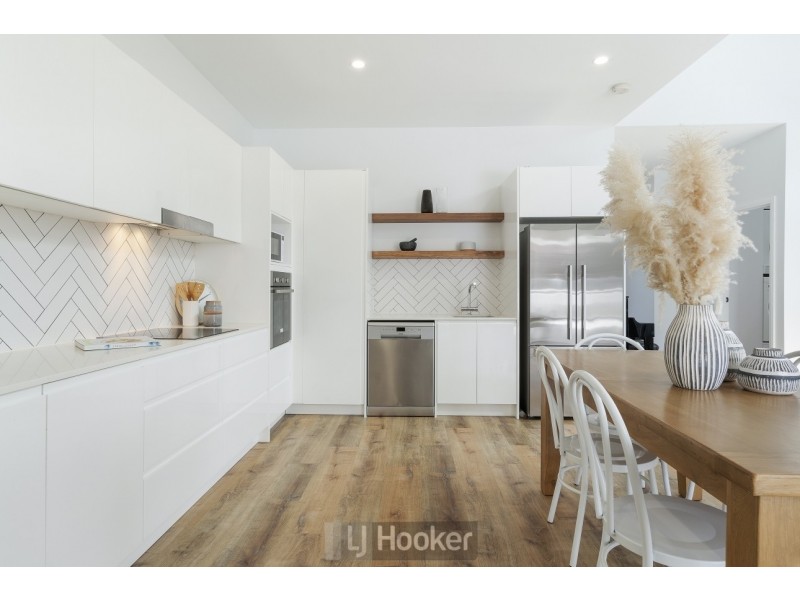 14 Jonathan Street, Warners Bay NSW 2282