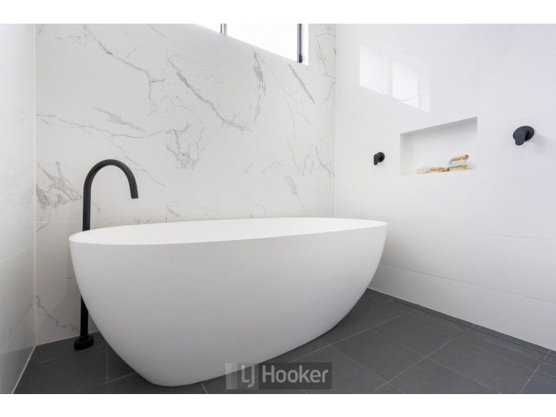 14 Jonathan Street, Warners Bay NSW 2282