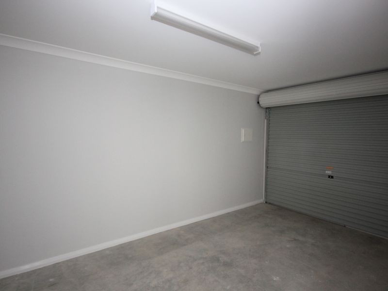 2/247 Warners Bay Road, Mount Hutton NSW 2290