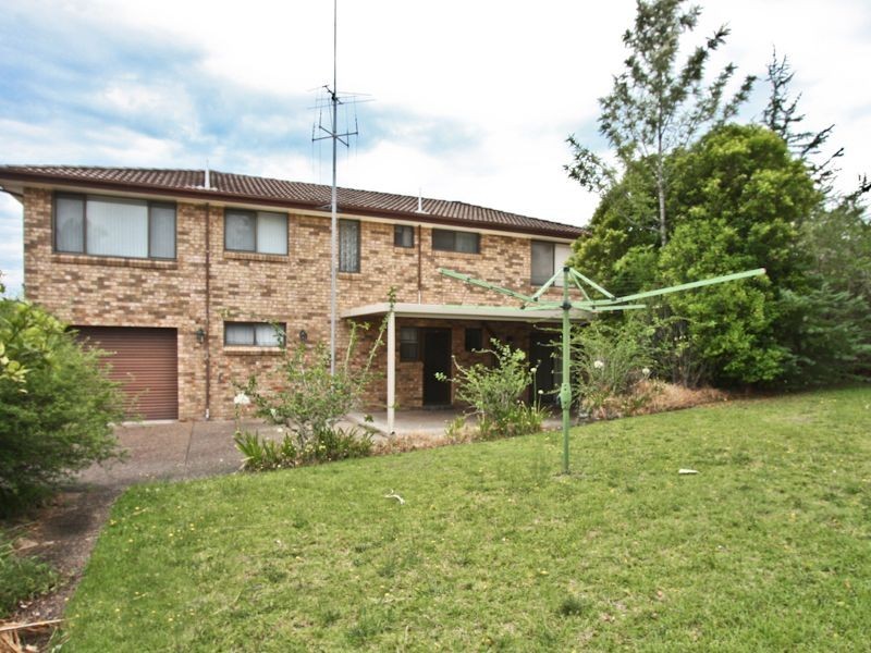 12 Seaview Close, Eleebana NSW 2282