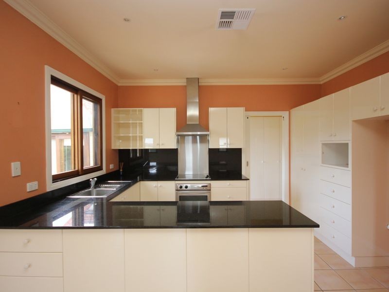 6 Day Street, Toronto NSW 2283