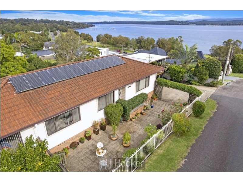 31 Beryl Street, Warners Bay NSW 2282
