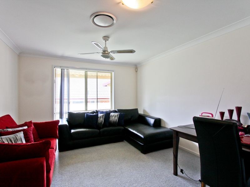10 Nursery Grove, Mount Hutton NSW 2290