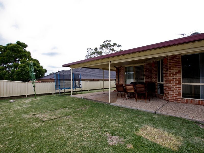10 Nursery Grove, Mount Hutton NSW 2290