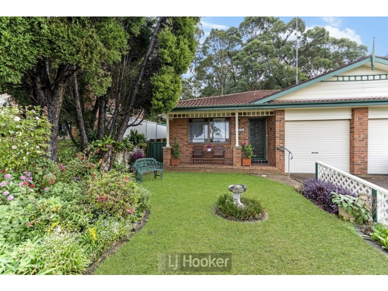 2/4 Deal Street, Mount Hutton NSW 2290