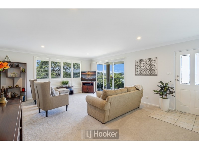 6 Winterlake Road, Warners Bay NSW 2282