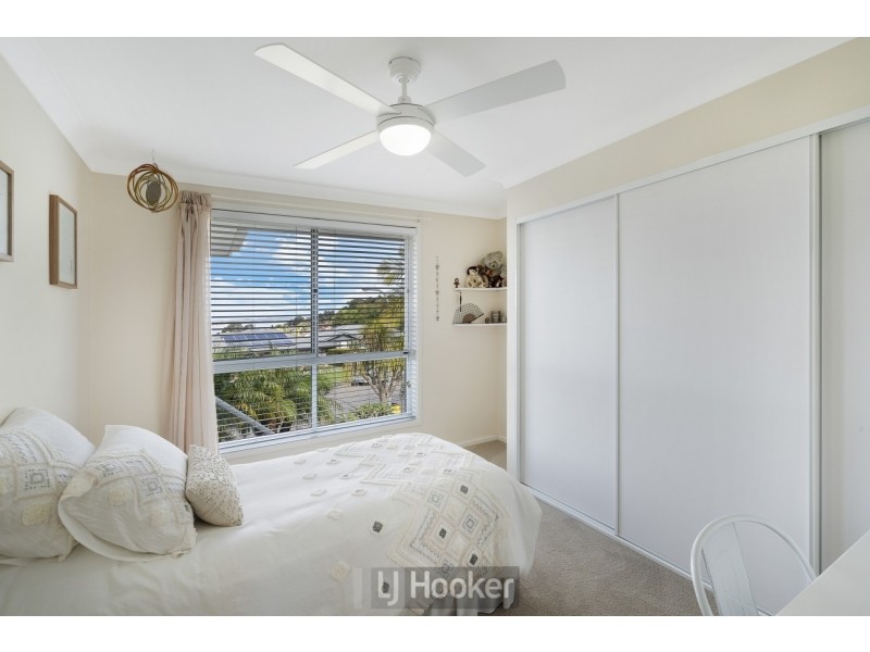 6 Winterlake Road, Warners Bay NSW 2282