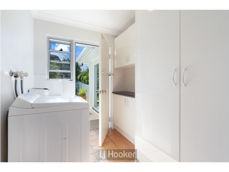 6 Winterlake Road, Warners Bay NSW 2282