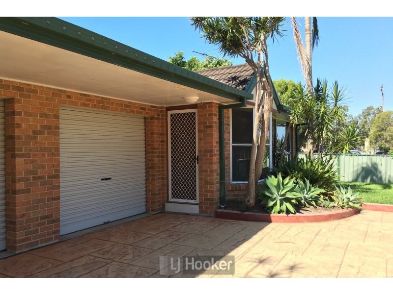 3/8 Dudley Road, Charlestown NSW 2290