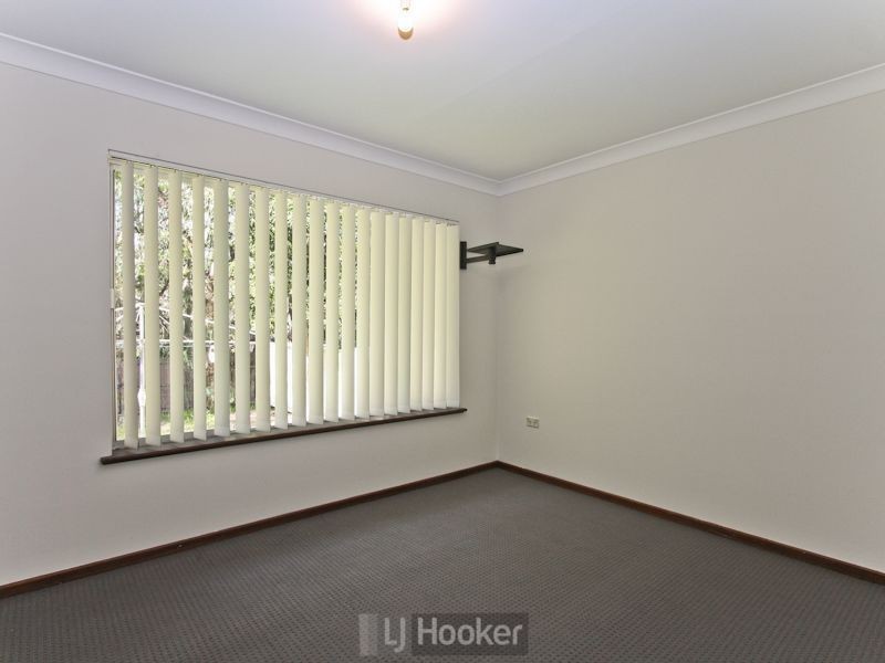 4 Lindsay Avenue, Valentine NSW 2280