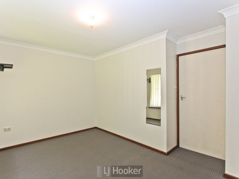 4 Lindsay Avenue, Valentine NSW 2280