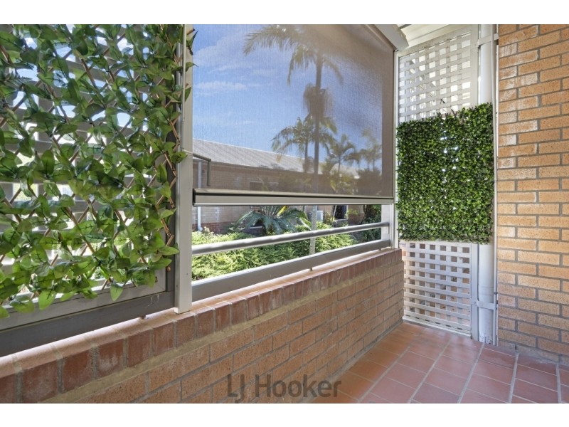 215/3 Violet Town Road, Mount Hutton NSW 2290