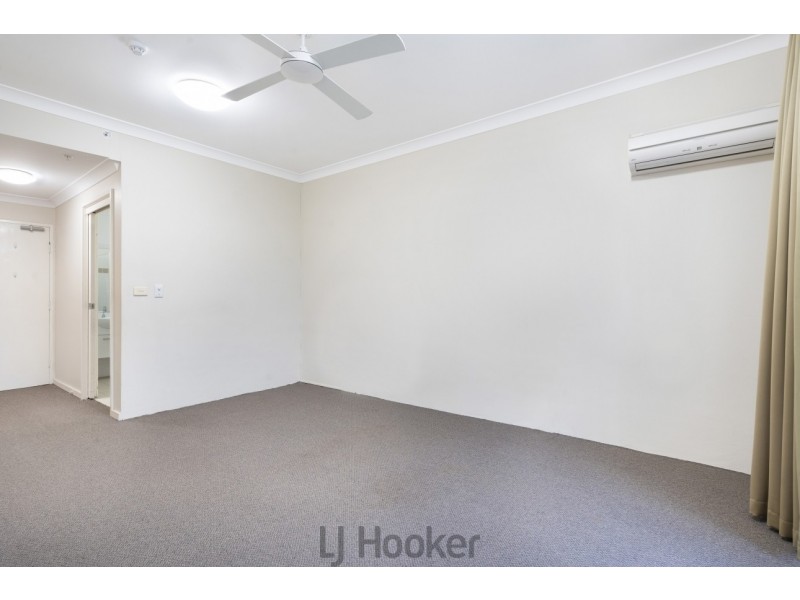 215/3 Violet Town Road, Mount Hutton NSW 2290