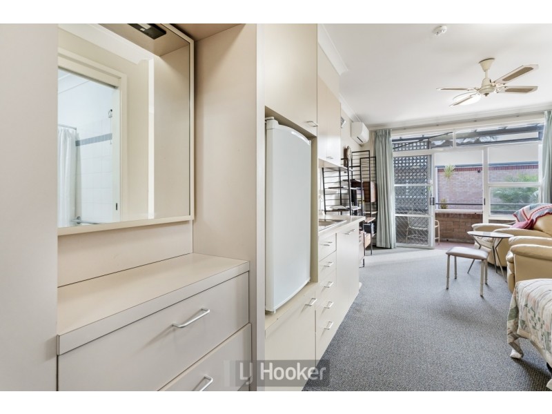 217/3 Violet Town Road, Mount Hutton NSW 2290