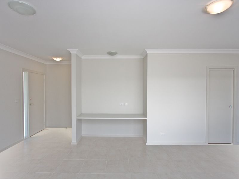 8/21 Seaman Avenue, Warners Bay NSW 2282