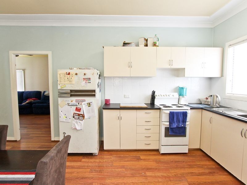 73 Medcalf Street, Warners Bay NSW 2282