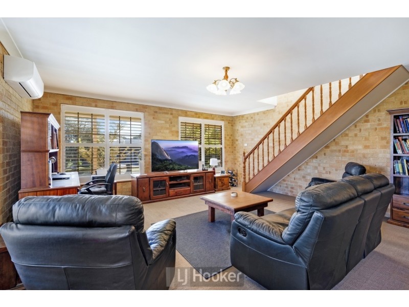 2/23 Ruston Avenue, Valentine NSW 2280