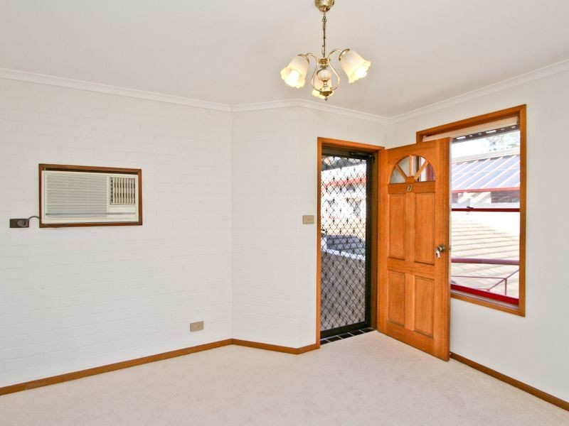 7/50 Allambee Place, Valentine NSW 2280