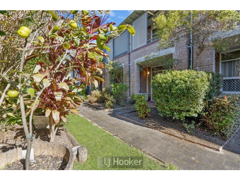 113/3 Violet Town Road, Mount Hutton NSW 2290