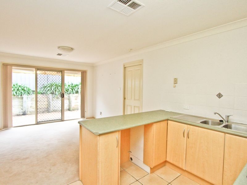 28/292 Park Avenue, Kotara NSW 2289