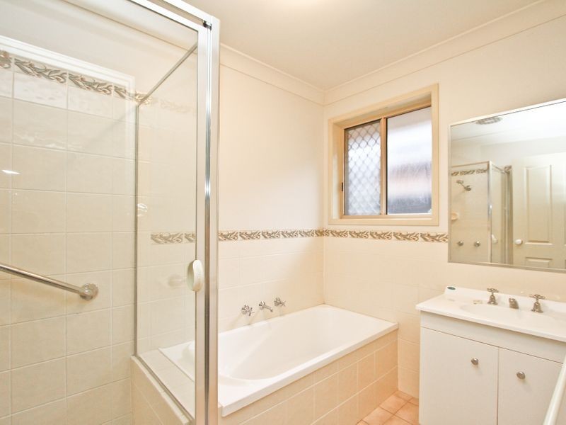 28/292 Park Avenue, Kotara NSW 2289