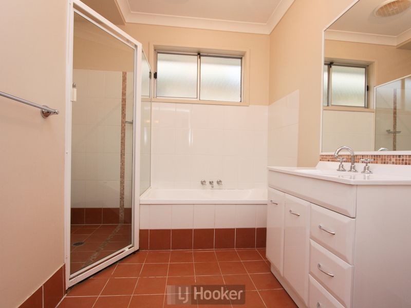 10 Melton Place, Croudace Bay NSW 2280