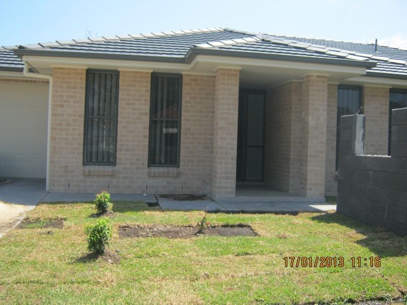 1/16 St Johns Drive, Croudace Bay NSW 2280