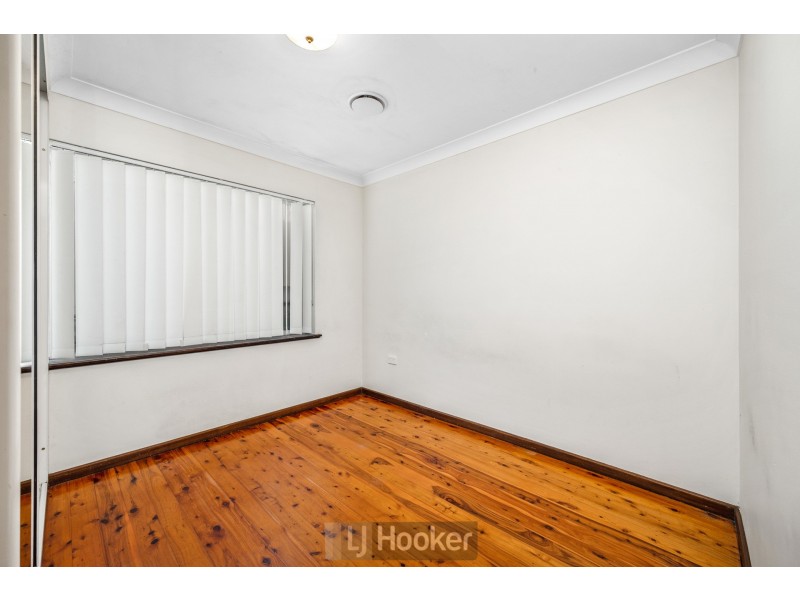 4 Lindsay Avenue, Valentine NSW 2280