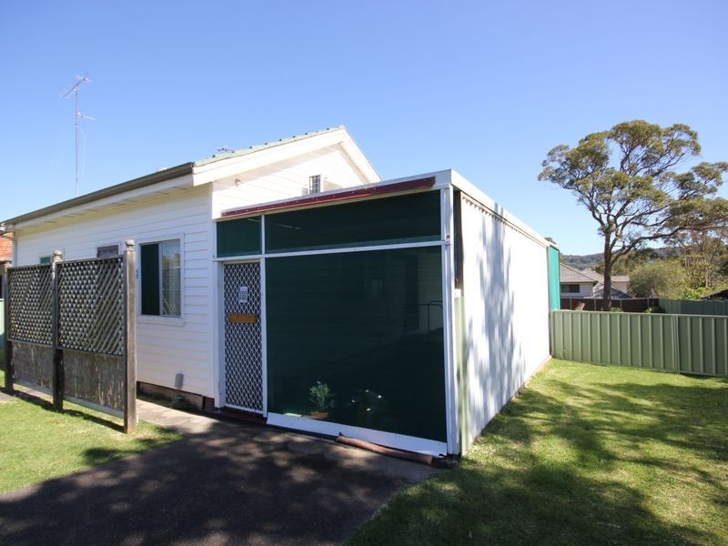 49 Yorston Street, Warners Bay NSW 2282