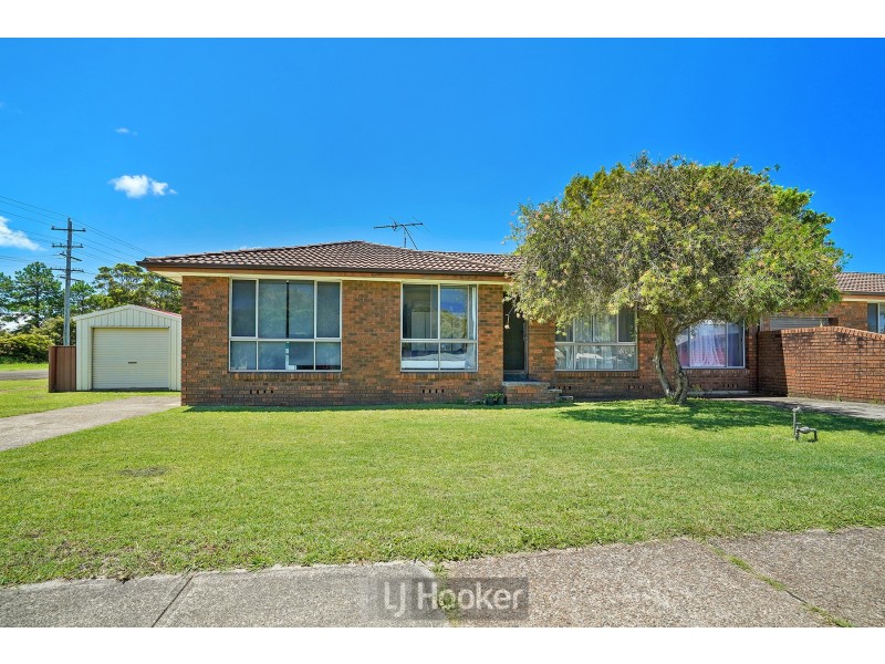2/47 Brown Street, Redhead NSW 2290