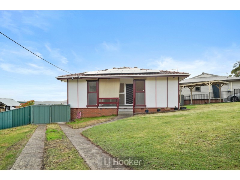 18 Yanco Crescent, Toronto NSW 2283