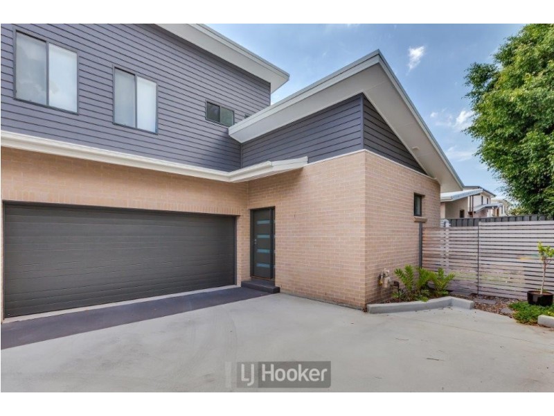 4/10 Queen Street, Warners Bay NSW 2282