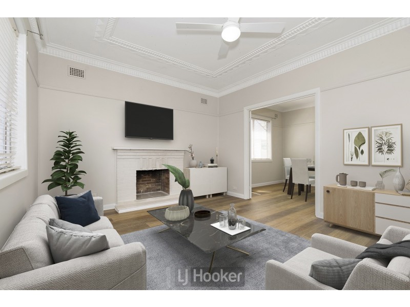 82 Anzac Parade, Toronto NSW 2283