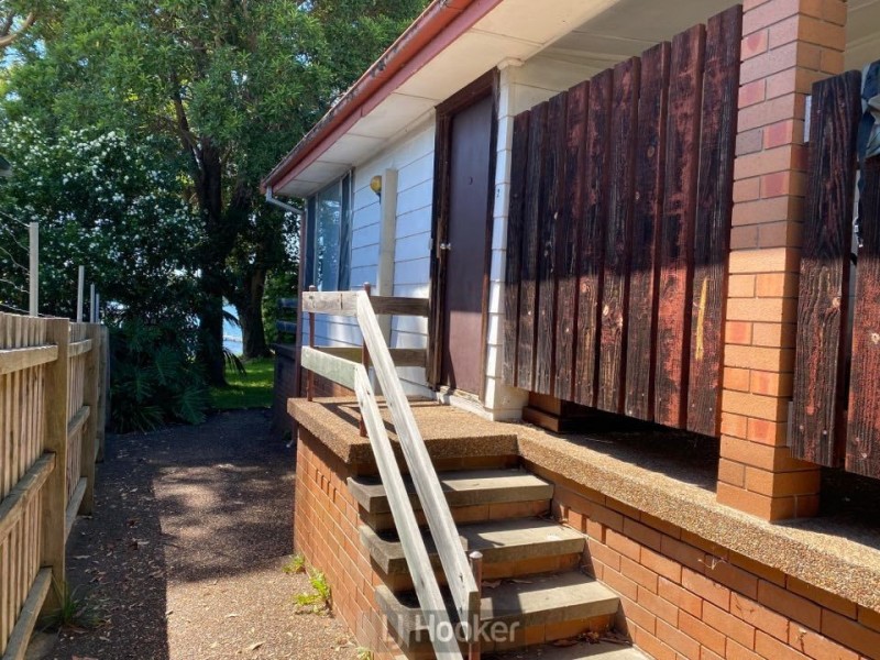 2/64 Anzac Parade, Toronto NSW 2283