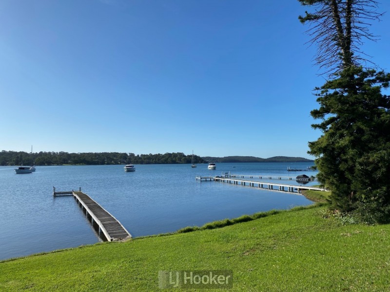 2/64 Anzac Parade, Toronto NSW 2283