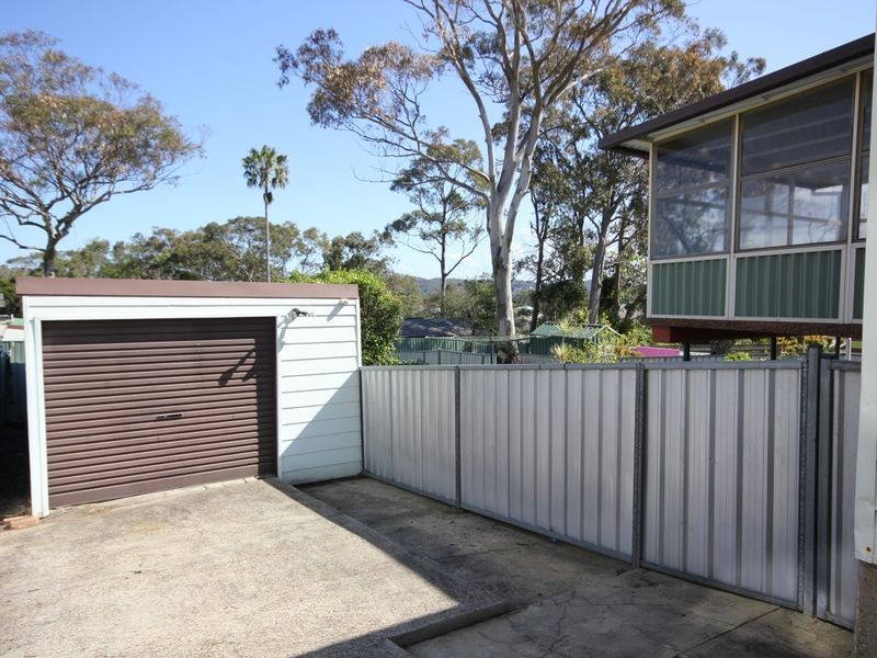 3 Bay Road, Fennell Bay NSW 2283