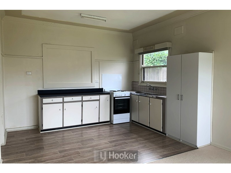 6 Edward Street, Fennell Bay NSW 2283