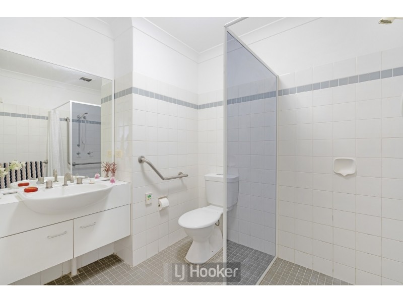 203/3 Violet Town Road, Mount Hutton NSW 2290