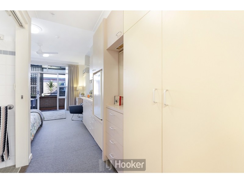 203/3 Violet Town Road, Mount Hutton NSW 2290