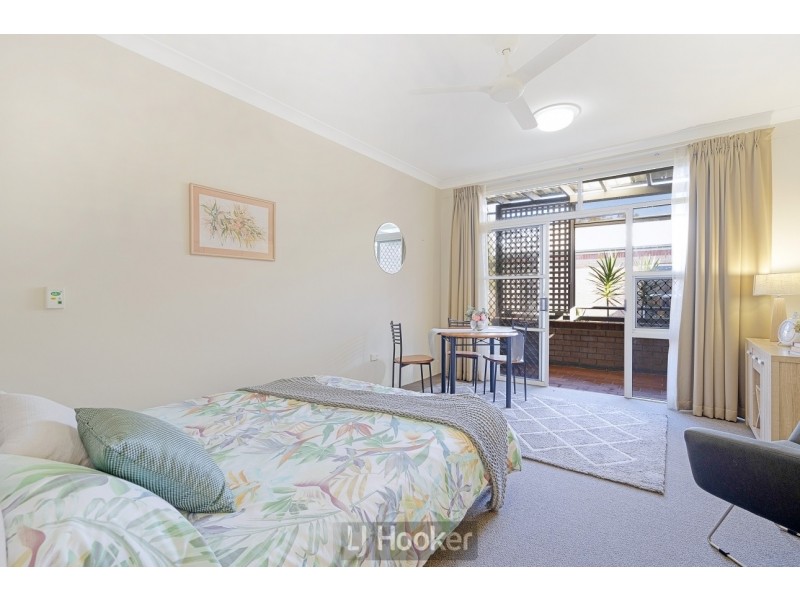 203/3 Violet Town Road, Mount Hutton NSW 2290
