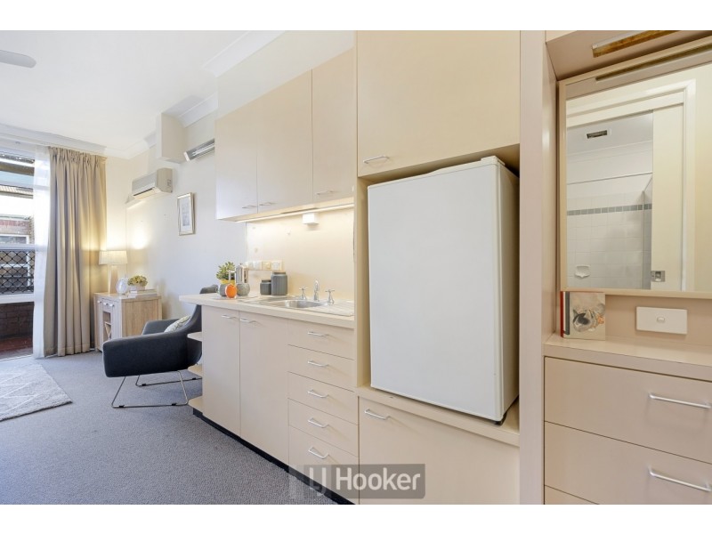 203/3 Violet Town Road, Mount Hutton NSW 2290