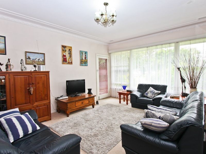 12 Valentine Crescent, Valentine NSW 2280