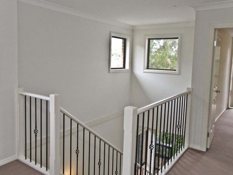 28 Kestrel Circuit, Shortland NSW 2307