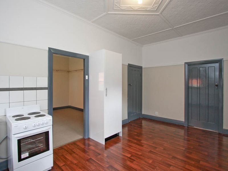 30 Dickinson Street, Charlestown NSW 2290