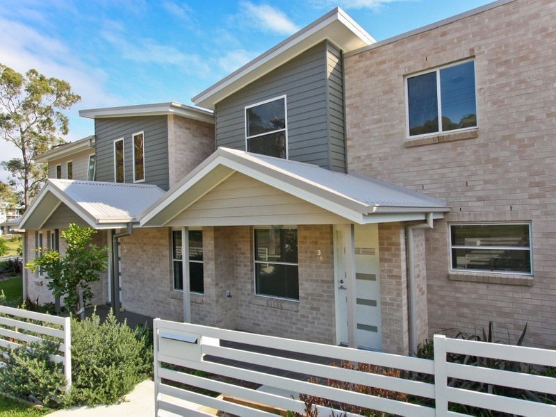 3/49 Lurnea Crescent, Valentine NSW 2280