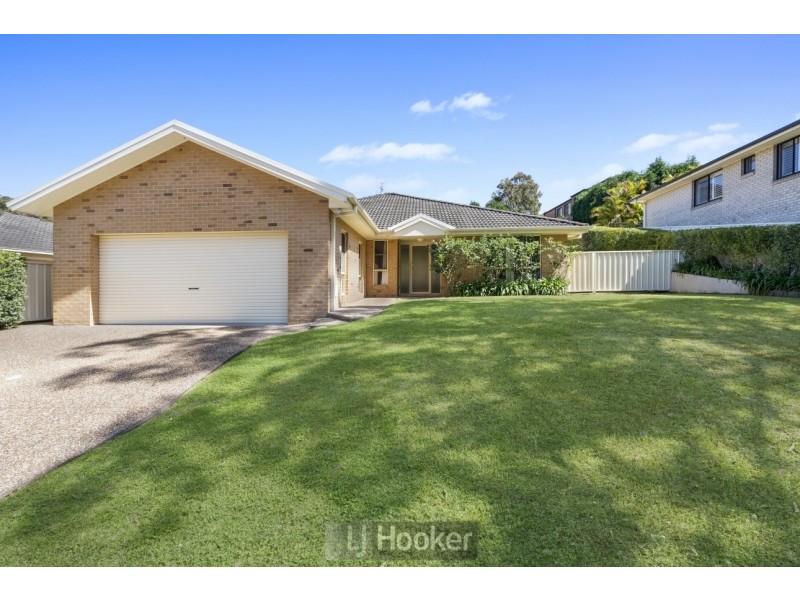 12 Seafarer Close, Belmont NSW 2280