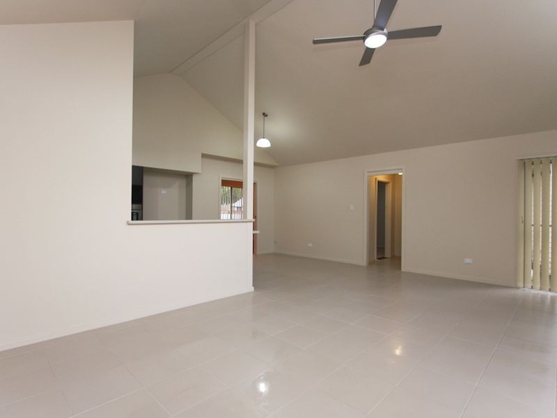 10 Melton Place, Croudace Bay NSW 2280