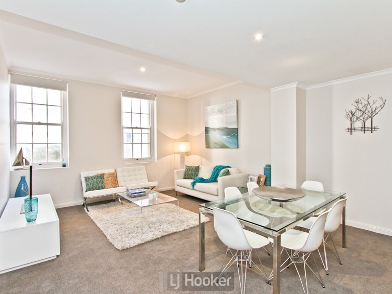 102/8 King Street, Newcastle NSW 2300
