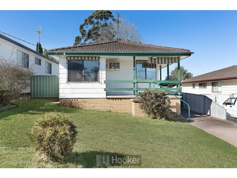 8 Brighton Street, Fennell Bay NSW 2283